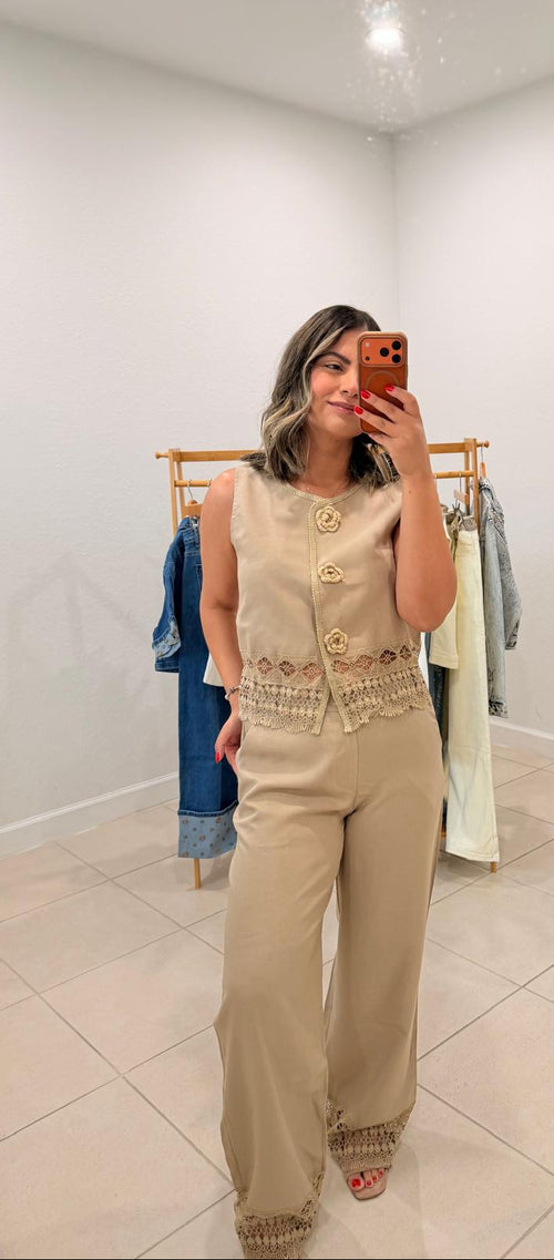 Camellia Crochet Trim Set